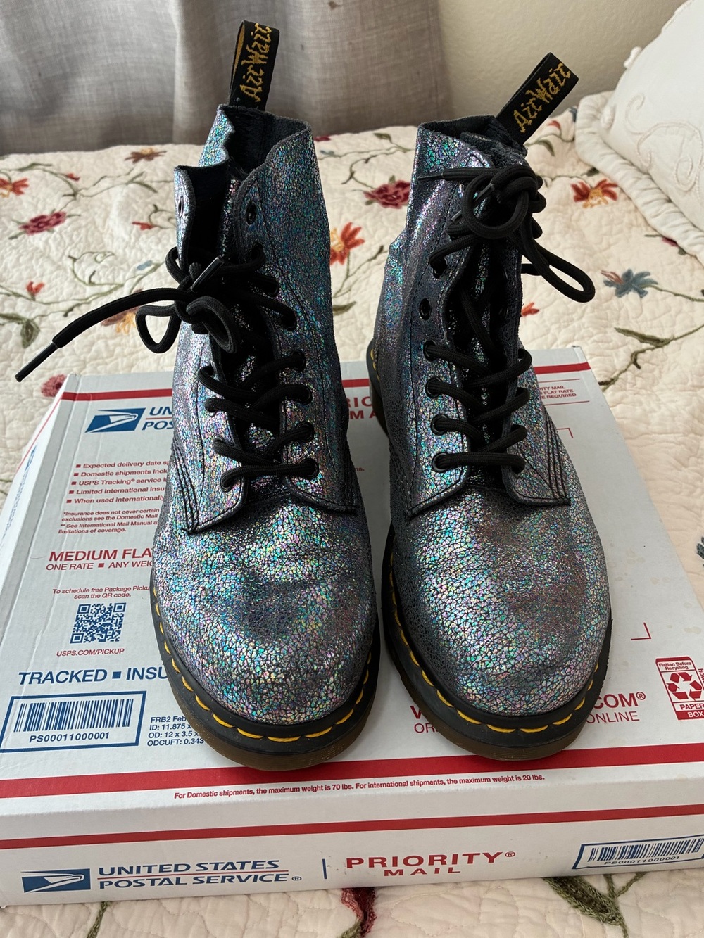 Dr. Martens Pascal Size 10 EU 42 Sparkle Iridescent Crackle Lace Up Combat Boots